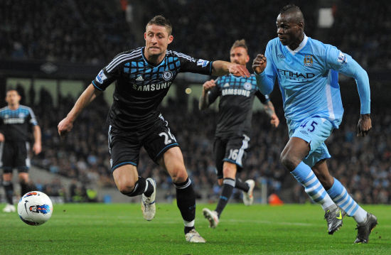 动诠释了何 动诠释了何