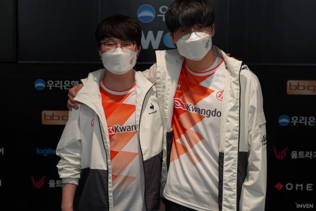 与角色承诺 与角色承诺